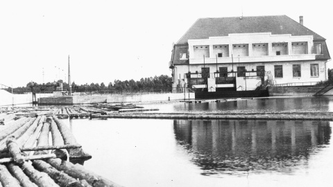 Elektrownia wodna w Gródku ma 100 lat. Produkowała energię na budowę Gdyni [zdjęcia]