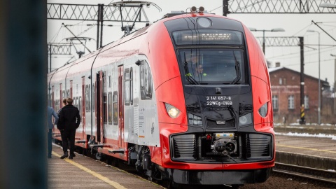 Kujawsko-Pomorskie kupi kolejne pociągi. Postępowanie przetargowe trwa