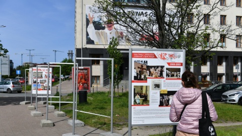 W Gdańsku zatrzymano sprawców zniszczenia wystawy o Janie Pawle II [wideo]