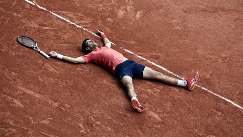 Novak Djoković przeszedł do historii. Serb wygrał Roland Garros i zdobył 23. wielkoszlemowy tytuł