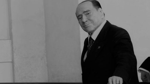 Nie żyje Silvio Berlusconi. Były premier Włoch zmarł w szpitalu w Mediolanie [wideo]