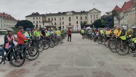 Metoda na długowieczność Rower i rytmiczna muzyka  ruszył Rajd św. Krzysztofa [zdjęcia, wideo]