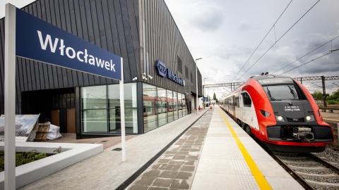 Nowy dworzec Włocławek otwarty dla podróżnych. Kosztował prawie 38 mln zł [zdjęcia]