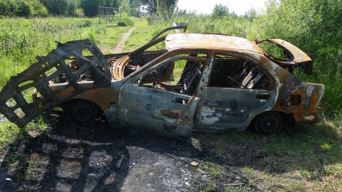 Seryjny podpalacz samochodów we Włocławku Strażacy interweniowali kilkanaście razy
