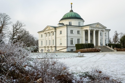 Pałac w Lubostroniu otrzymał status pomnika historii. To perła architektoniczna [zdjęcia]