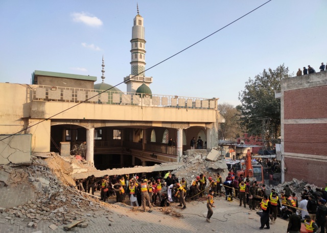 Zamach w meczecie w Pakistanie. Zginęły 32 osoby, 147 jest rannych [aktualizacja]