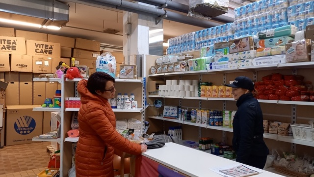 Magazyn darów dla uchodźców przeniesiony z ul. Gdańskiej na ul. Kościuszki [wideo, zdjęcia]