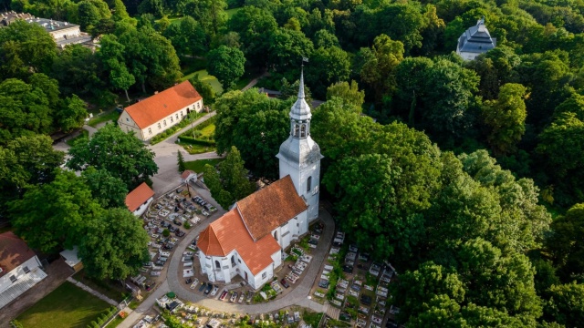 Kościoły, pałace i inne zabytki w regionie pięknieją dzięki dotacjom [zdjęcia]