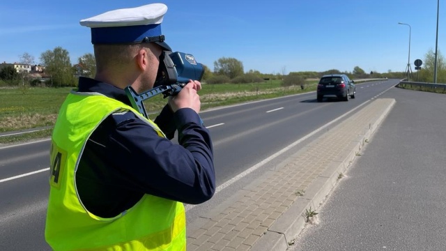 Na drogach województwa zginęły dwie osoby, 13 zostało rannych. Policjanci podsumowali majówkę