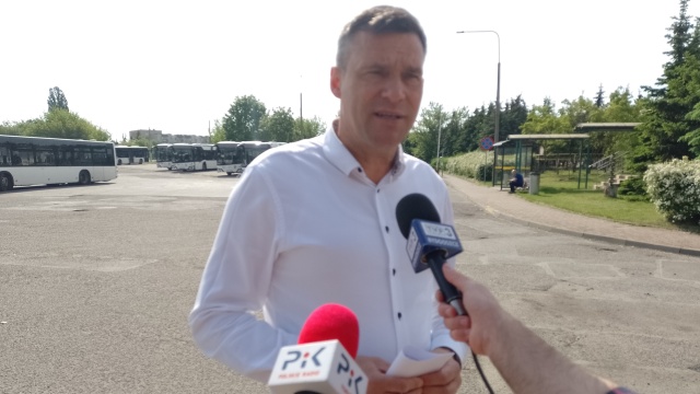 Skrócone kursy autobusów w Toruniu Mieszkańcy wyrażają sprzeciw, ratusz zapowiada konsultacje