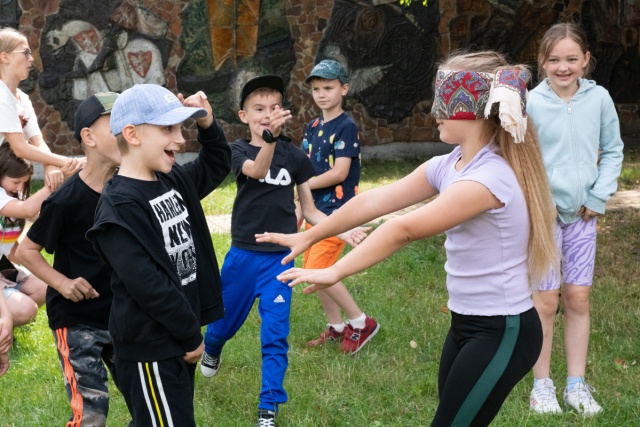 Dziecięce rymowanki i zabawy wypełniły mury Muzeum Etnograficznego we Włocławku