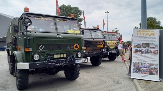 Za to kochamy ciężarówki Start ogólnopolskiego zlotu Legendy STARa [wideo, zdjęcia]