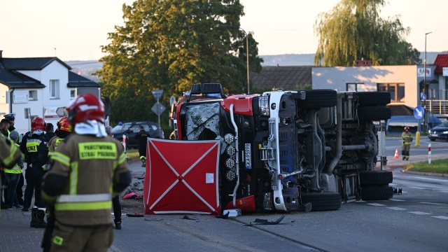 Straż Pożarna: o godz. 18:00 strażacy włączą syreny alarmowe w hołdzie zmarłym ochotnikom