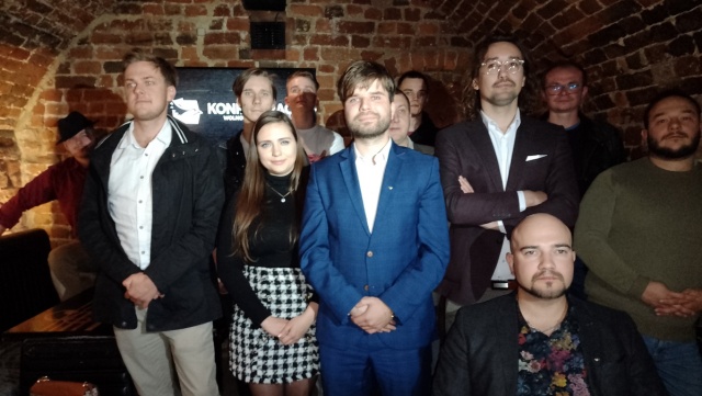 Konfederacja w Toruniu: Wygrała walka Platformy z PiS-em i to nie jest korzystne dla Polski