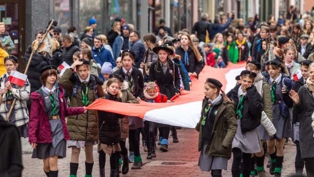 Warsztaty, festyny i zawody sportowe. Święto Niepodległości w regionie [przewodnik]