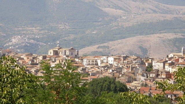 Włochy: w regionie Abruzja wystawiono na sprzedaż 15 domów w cenie 1 euro