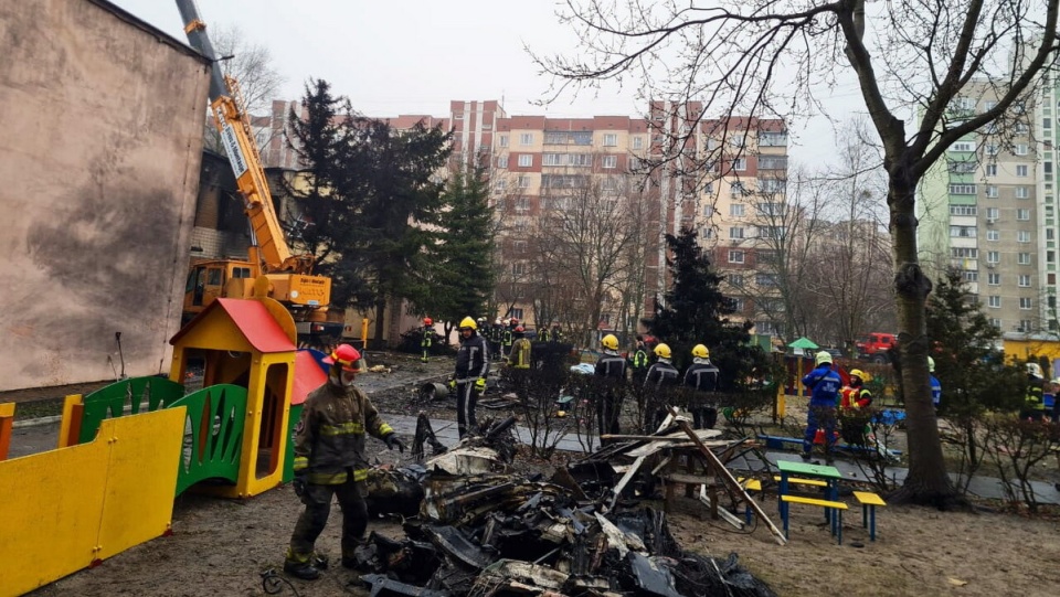 Maszyna spadła w pobliżu przedszkola/fot. PAP, EPA