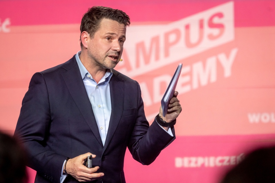 Prezydent Warszawy Rafał Trzaskowski podczas inauguracji Campus Academy w Młynach Rothera w Bydgoszczy/fot. Tytus Żmijewski, PAP