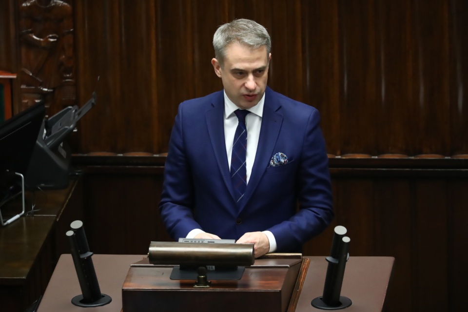 Bydgoski poseł Nowej Lewicy Krzysztof Gawkowski na sali plenarnej Sejmu/fot. Tomasz Gzell, PAP
