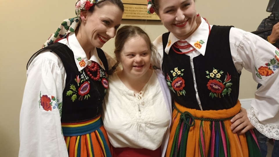Uczestników Walentynkowego Balu Karnawałowego odwiedziły z pokazem i animacjami Tancerki Akademii Tańca Duende – Fundacja Duende Flamenco, oraz Zespół Tańca Ludowego „Neptun” z Gdańska/fot. Jolanta Fischer