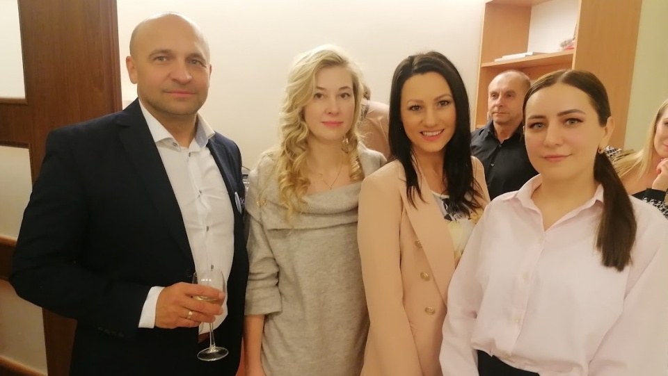 Członkowie Fundacji Polskiej i Ukrainki, którymi się opiekują. Od lewej: Krzysztof Szperkowski, Natalia Pylypenko, Magdalena Szperkowska i Marija Shtrapova/fot. mg