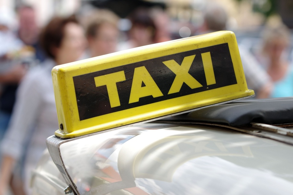 Радники Бидгощі визначили максимальні тарифи для таксі. Затверджено розмір 50 злотих за годину паркування/фото: Pixabay