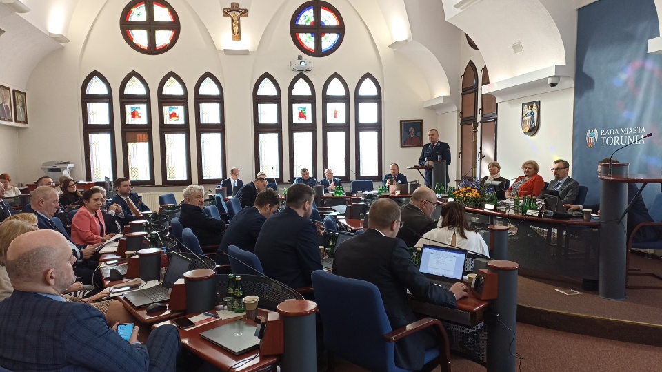 Rozmowy dotyczące przyszłości Wrzosowiska wywołały burzliwą dyskusję. Na sesji Rady Miasta pojawili się również protestujący mieszkańcy/Fot. Monika Kaczyńska