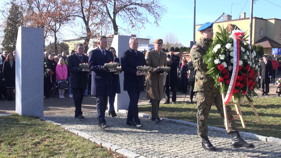 W Bydgoszczy żołnierzy wyklętych upamiętniono na cmentarzu przy ul. Kcyńskiej. (jw)