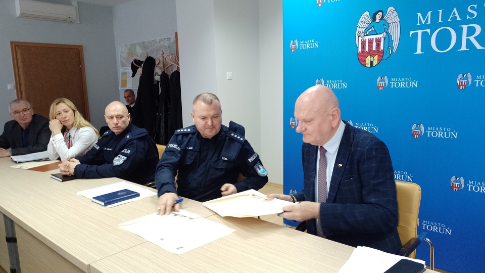 Porozumienie władz Torunia z policją ma wpłynąć na liczbę partoli w okolicach Starówki/Fot. Michał Zaręba