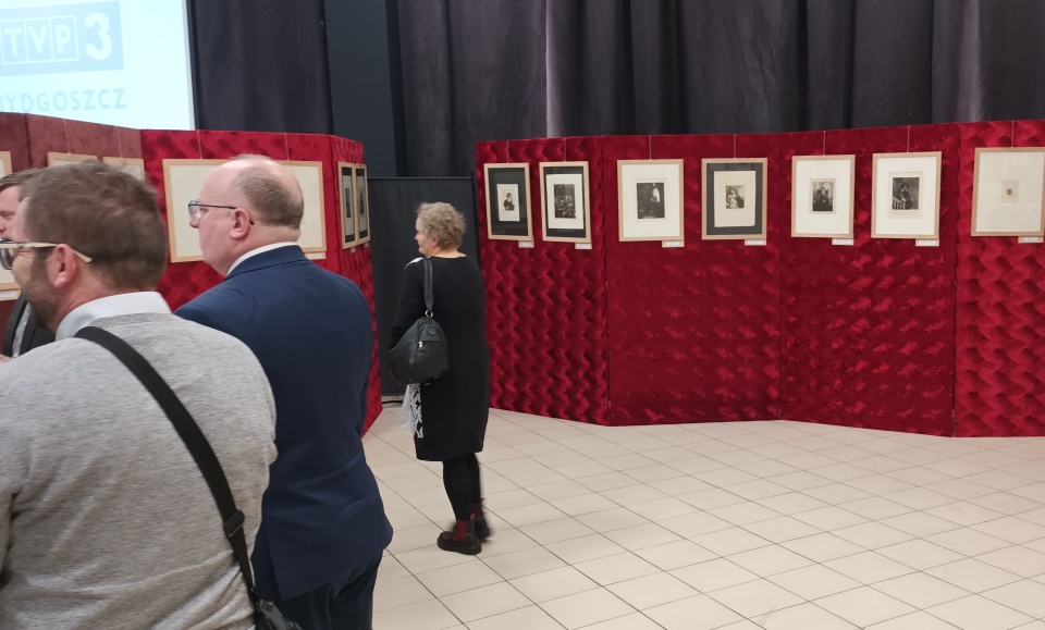 „Sztuka pod ręką. Rembrandt. Mistrzowskie grafiki” - to tytuł wystawy otwartej w Gniewkowie, w tamtejszym Miejsko-Gminnym Ośrodku Kultury Sportu i Rekreacji/fot. Marcin Glapiak