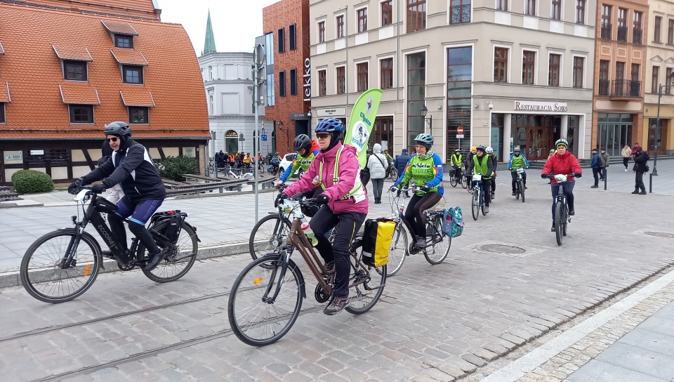 Bydgoszcz-Tazbirowo. Bydgoska Masa Krytyczna zainaugurowała sezon turystyczny/fot. Tatiana Adonis