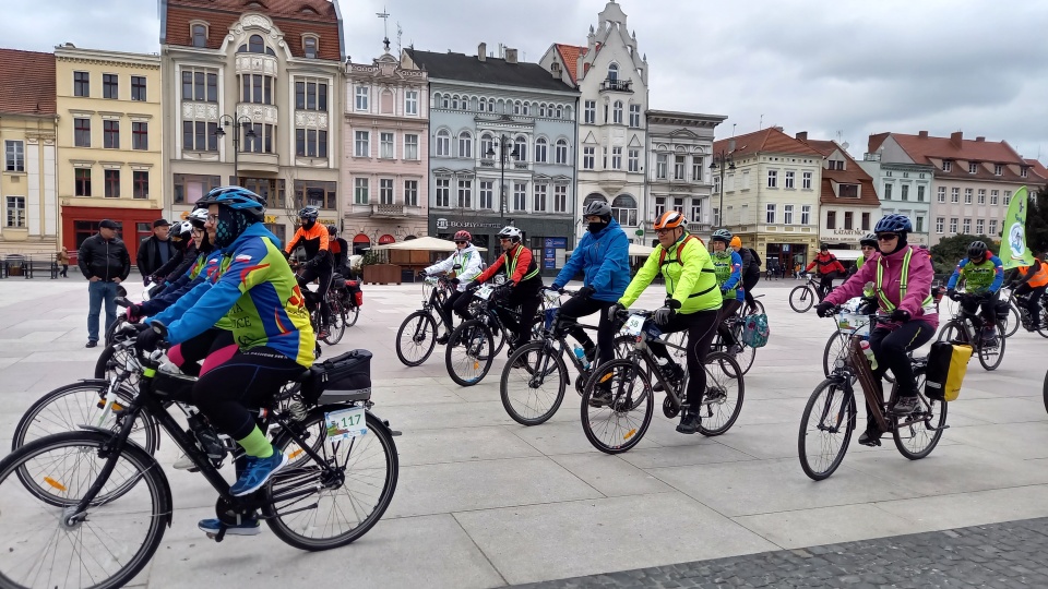 Bydgoszcz-Tazbirowo. Bydgoska Masa Krytyczna zainaugurowała sezon turystyczny/fot. Tatiana Adonis