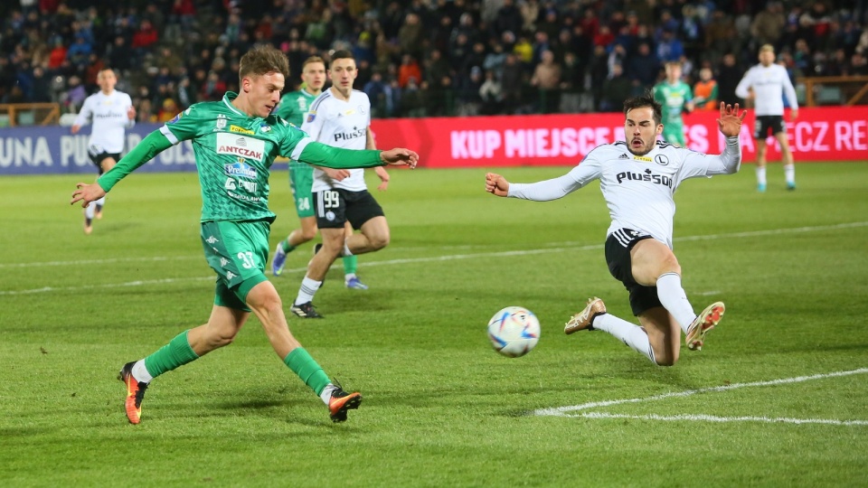 Legia wygrała po trudnym boju i wyeliminowała rewelację rozgrywek/fot.: PAP/Tomasz Wojtasik