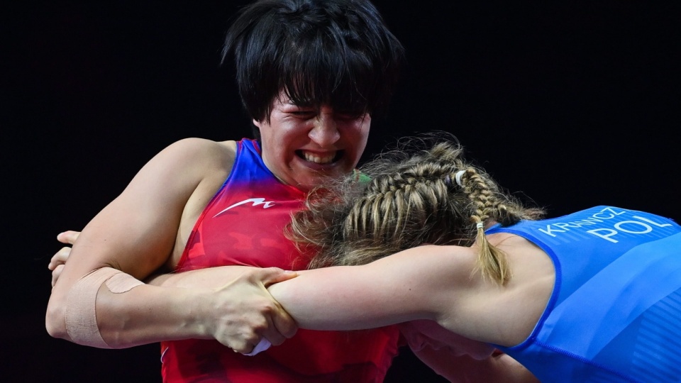 Katarzyna Krawczyk (w niebieskim) walcząca o brązowy medal/fot.: PAP/Tibor Illyes