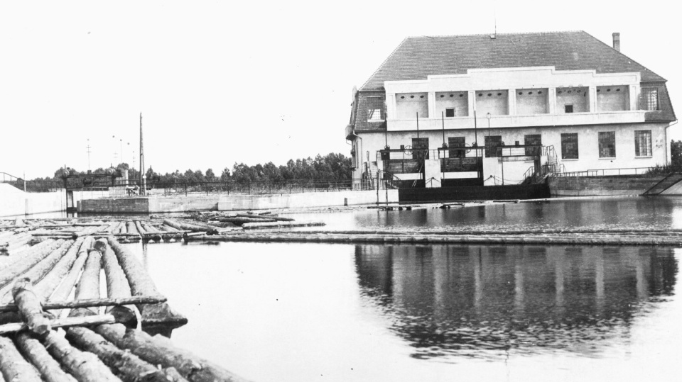 W Gródku w powiecie świeckim upamiętniono setną rocznicę otwarcia elektrowni wodnej/fot. z archiwum Romana Chudeckiego