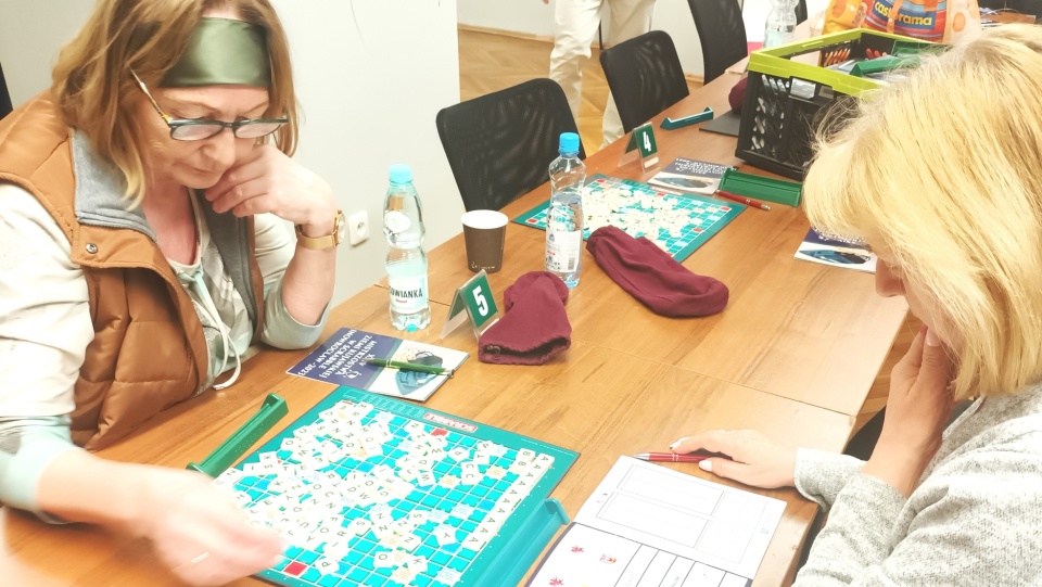 W Inowrocławiu rozpoczęły się XXIV Mistrzostwa Ziemi Kujawskiej w scrabble /fot.