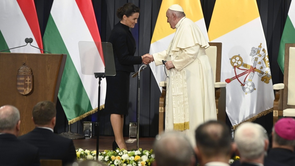 Papież Franciszek i prezydent Węgier Katalin Novak/fot. Szilard Koszitcsak, PAP/ EPA