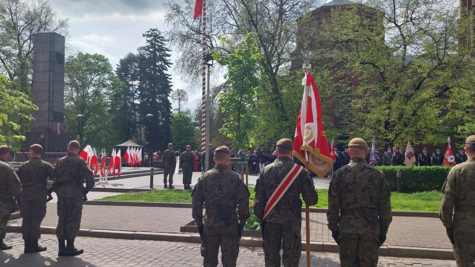 Bydgoszczanie uroczyście uczcili Dzień Flagi/fot: Jolanta Fischer