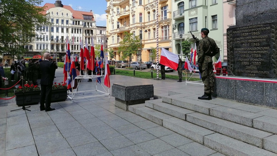 Bydgoszczanie wzięli udział w obchodach 78. rocznicy zakończenia II wojny światowej/fot: Monika Siwak