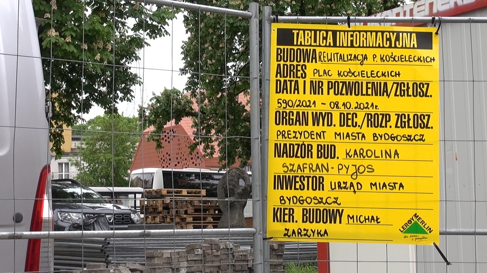 Rozpoczęła się rewitalizacja placu Kościeleckich w Bydgoszczy (jw)