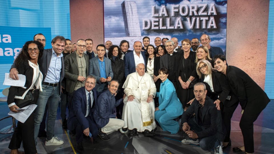 Papież we włoskiej telewizji RAI/fot. PAP/EPA