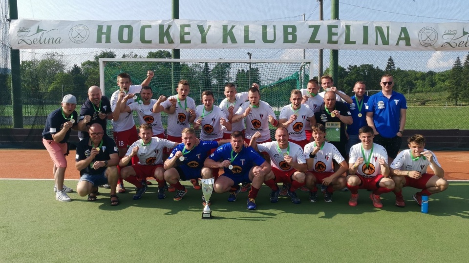 Pomorzanin świętował zwycięstwo w chorwackim turnieju/fot.: Pomorzanin Toruń - hokej na trawie/Facebook