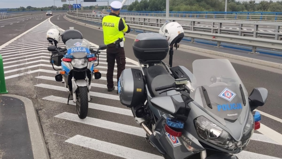 Na drogach w całej Polsce, również w naszym regionie, policja prowadzi wzmożone kontrole i czuwa nad bezpieczeństwem/fot. KMP w Bydgoszczy