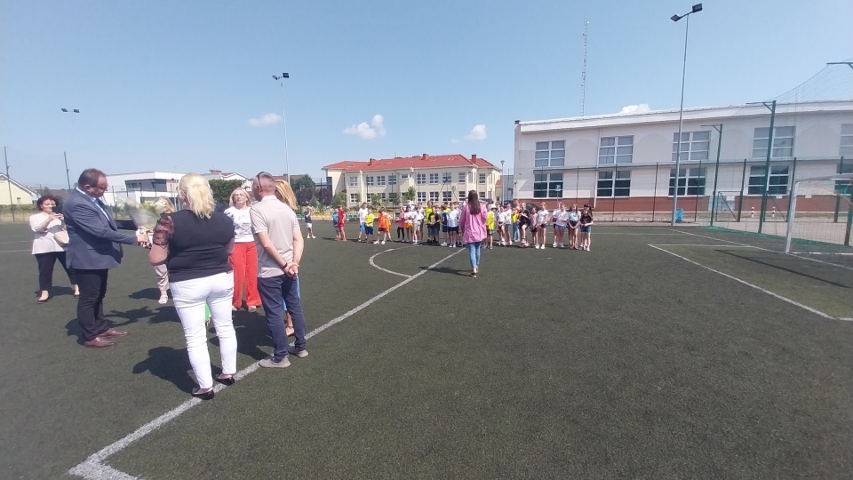 Szkoła Podstawowa im. Jana Pawła II w Łochowie dostała dofinansowanie na budowę hali sportowej z rządowego programu Olimpia/fot: Jolanta Fischer