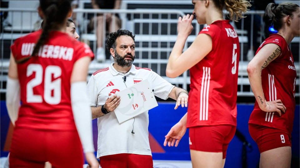 Polski zespół musiał tym razem uznać wyższość rywala/fot.: FIVB