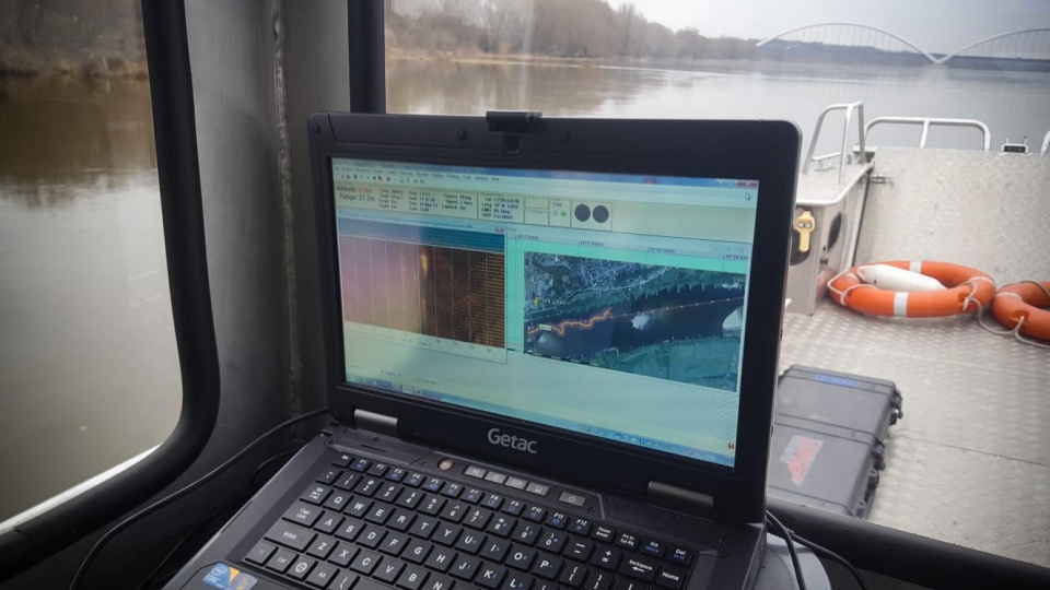 W poszukiwaniach wykorzysany zostanie sonar/fot. ilustracyjna, KM PSP w Toruniu