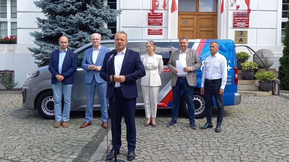 Wojewódzka inauguracja akcji „Bus 800 plus” z udziałem wojewody i polityków PiS odbyła się w Bydgoszczy/fot. Tatiana Adonis