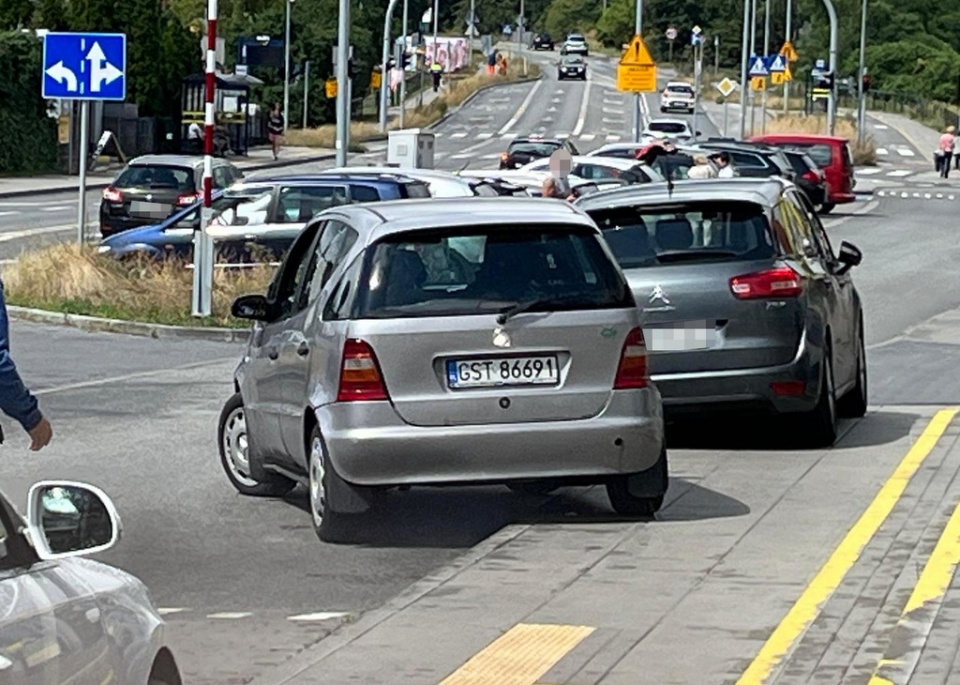 Monitoring zarejestrował wizerunek pojazdu, którym poruszał się sprawca/mat. KMP w Bydgoszczy