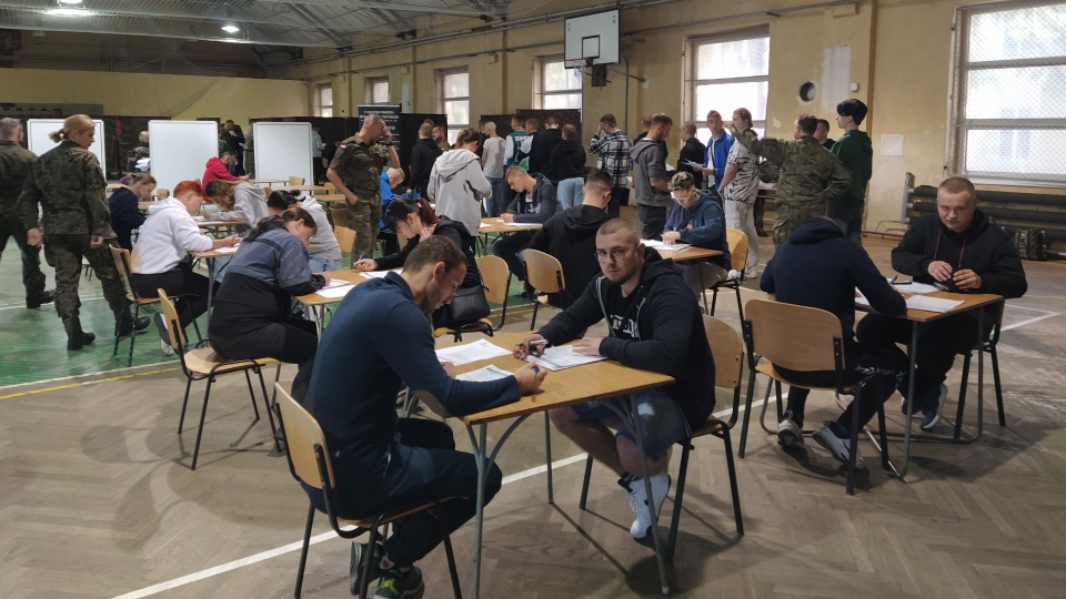 W Grudziądzu blisko 250 ochotników zostało wcielonych do WOT, gdzie przejdą podstawowe szkolenie/fot: Marcin Doliński