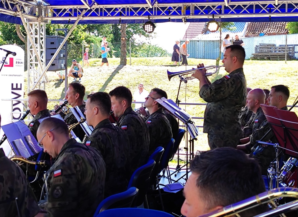 Orkiestra Wojkowa w Bydgoszczy podczas pikniku w Trąbkach Wielkiech/fot. Orkiestra Wojskowa w Bydgoszczy, Facebook